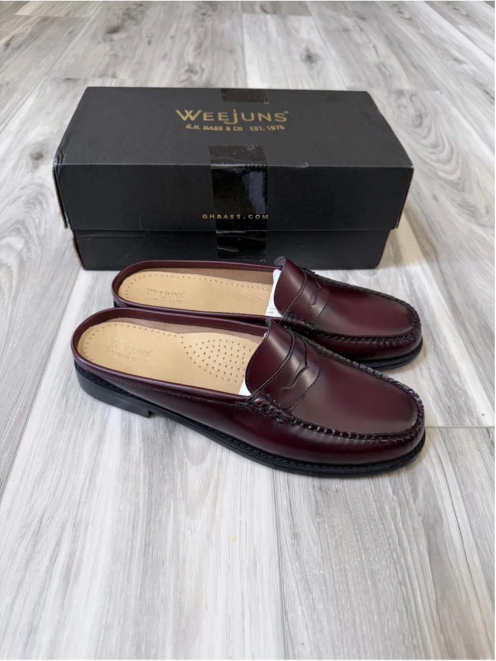 G.H. Bass Weejuns Wynn Penny Loafers Men’s 8.5 Burgundy Leather New in Box